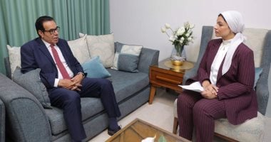 أسرار تنشر لأول مرة.. نقيب الغزل والنسيج يكشف لـ"اليوم السابع" كواليس محاولات الإرهابية للسيطرة على اتحاد العمال والنقابات.. وزير القوى العاملة من الجماعة طلب تعيين 4 من رجالهم بكل نقابة تنفيذا لتعليم