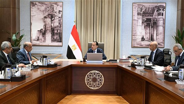 مدبولي يؤكد أهمية تنسيق الجهات المعنية للاستفادة من القدرات التصنيعية بمصانع الإنتاج الحربي
