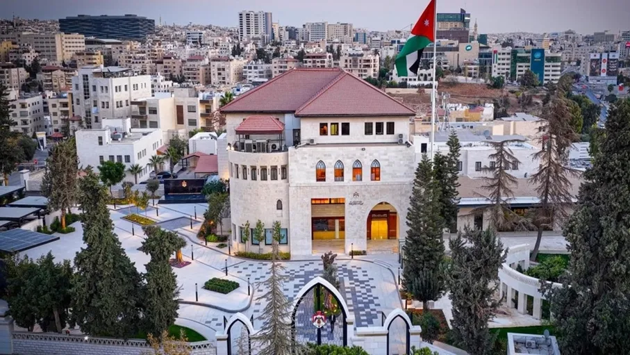 إحالة أمين عام "التربية لشؤون التعليم" ومدير الخط الحجازي إلى ...