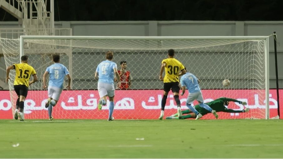 قمة الدوري فرصة ذهبية لترسيخ قيم التنافس النظيف فنيا وجماهيريا
