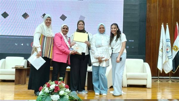 "الأعلى للمستشفيات الجامعية" يكرم معهد أبحاث أمراض العيون لدعمه منظومة مكافحة العدوى