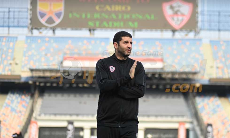 أمير عزمي مجاهد مدربا لـ أبو قير للأسمدة