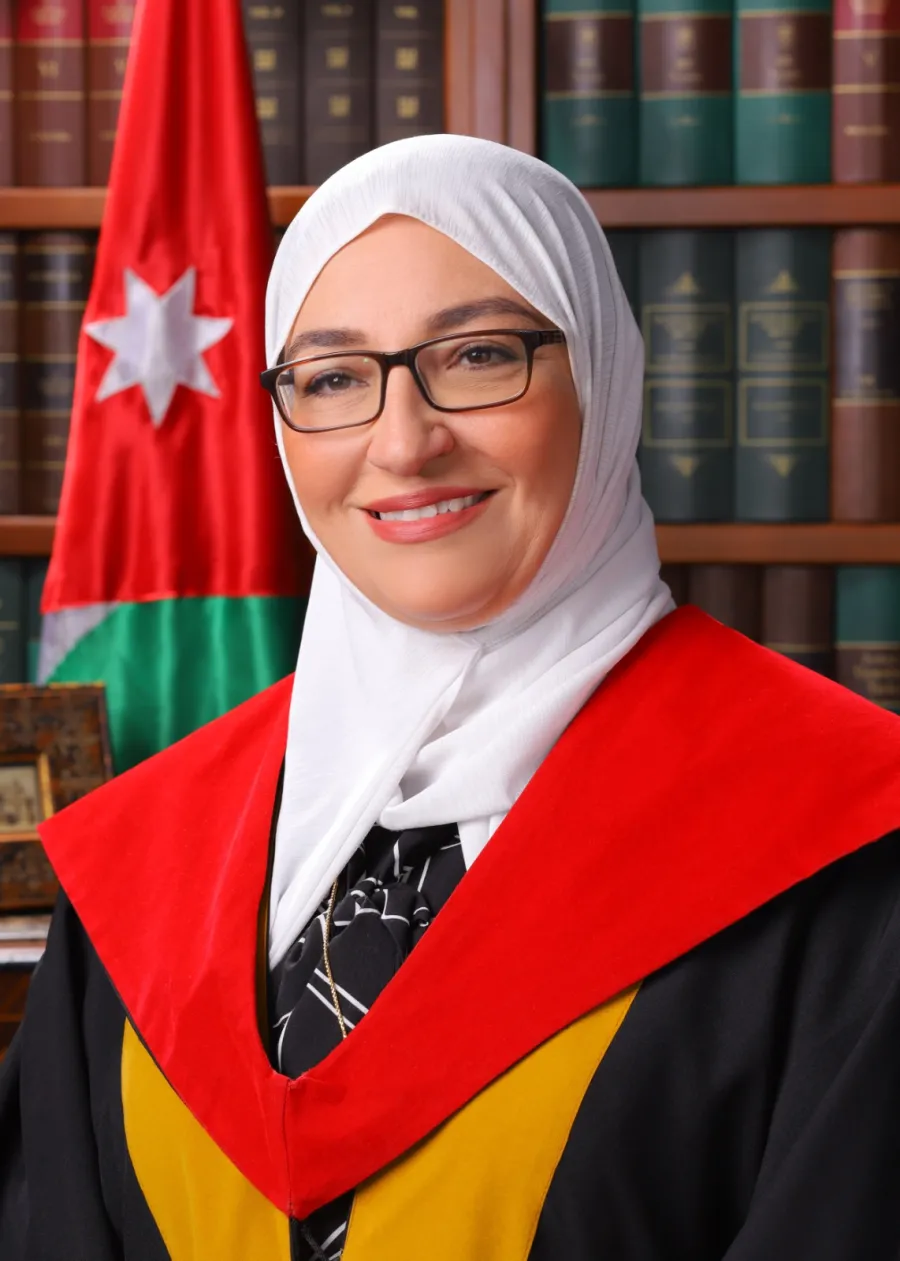 حين تُحاصر المرأة بين العنف والخوف من المجتمع
