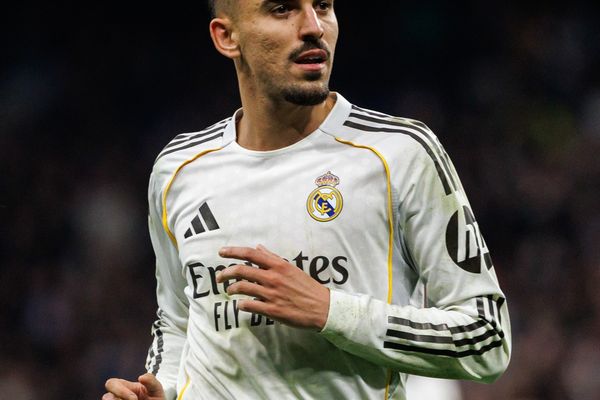 رسميًا.. ريال مدريد يعلن رحيل سيبايوس