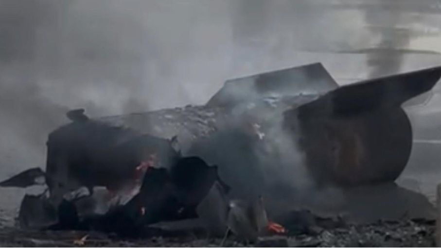 سقوط شظايا صاروخ في وادي صقرة بعمان دون وقوع إصابات...