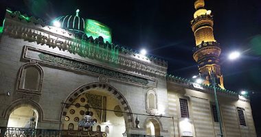 من آل البيت إلى القلعة.. السيدة نفيسة تتحول لمزار سياحى عالمى وميدان جديد ينهى الزحام.. طرق جديدة لربط السيدة نفيسة بمحاور صلاح سالم ومجرى العيون ومتحف الحضارات.. ودراسة إنشاء «أرابيسك 2» على مساحة 18