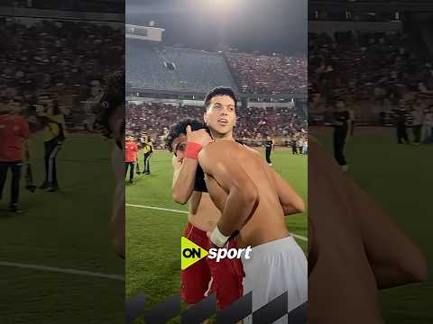 إمام عاشور يستبدل قميصه مع محمد السيد لاعب الزمالك بعد نهاية الديربي🔴⚪️👏🏼