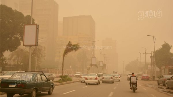 انتشار روائح كريهة في المنيا بعد العاصفة الترابية ونشطاء مواقع التواصل يعلقون