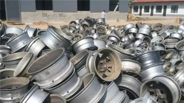 كيلو البلاستيك بـ 30 جنيها، أسعار الخردة في مصر اليوم الخميس