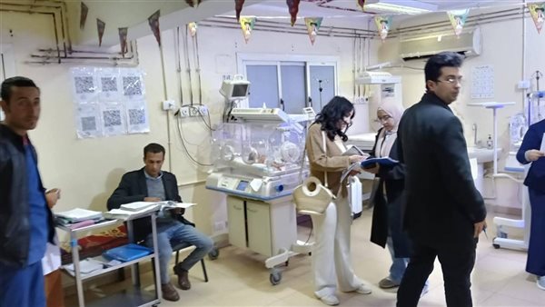 صحة سوهاج: فريق من الطب العلاجي يتابع سير العمل وجودة الخدمة بمستشفى المراغة المركزي