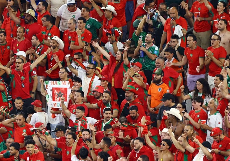فوز المغرب يفجر الأوضاع في هولندا.. شغب ومواجهات مع الأمن في لاهاي- (فيديو)