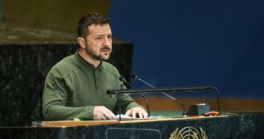 زيلينسكى يقدم مشاريع قوانين للبرلمان لتمديد الأحكام العرفية والتعبئة العامة فى البلاد