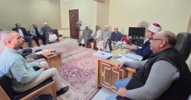الأقصر الأزهرية تعقد اجتماعا تحضيريا استعدادا لانطلاق امتحانات الفصل الدراسى الثانى