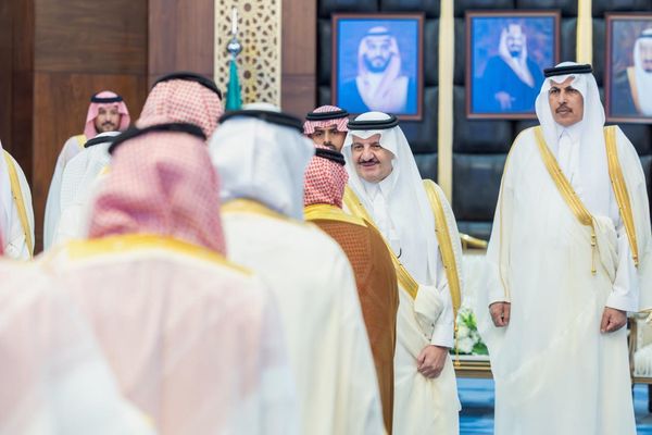 أمير الشرقية ونائبه يستقبلان المهنئين بعيد الأضحى المبارك