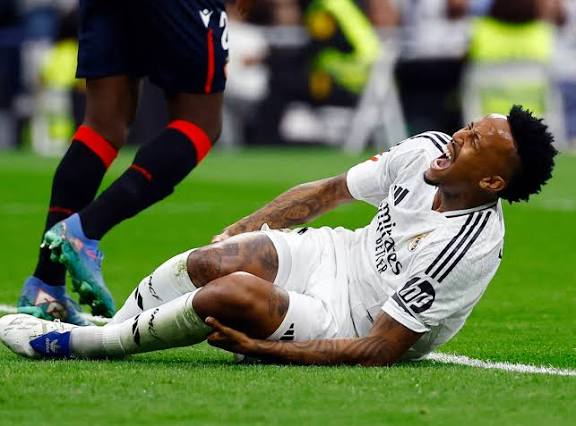 ضربة قوية.. تشخيص إصابة ميليتاو مع ريال مدريد ضد ألافيس ومدة غيابه