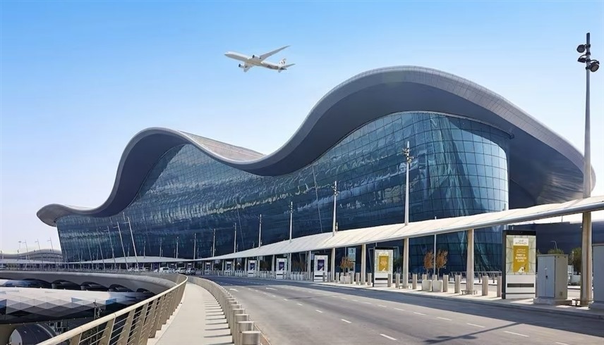 مطار زايد الدولي يدعو المسافرين لعدم التوجه إلى المطار دون حجز مؤكد
