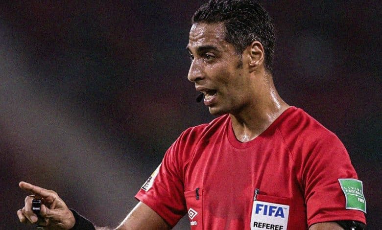 شوبير: أمين عمر لن يحكم مباراة الزمالك وبيراميدز