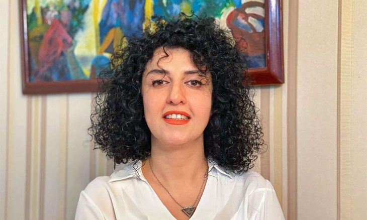 زوج الناشطة الإيرانية نرجس محمدي: حالتها الصحية حرجة في المستشفى