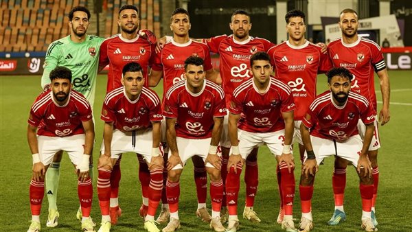 نصف دستة أسباب وراء انهيار الأهلي.. فترة إعداد هزلية.. اختيارات عشوائية للاعبين.. وخواجات "على ما تفرج".. صراع القوى داخل غرفة الملابس.. وياسين منصور يبحث عن الحل