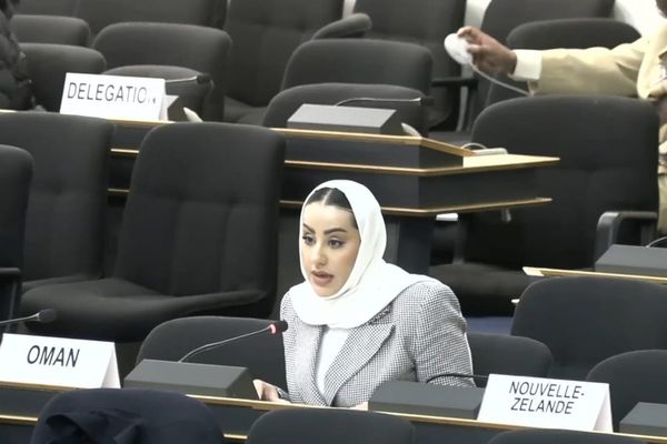 سلطنة عُمان تؤكد التزامها بدعم آليات مجلس حقوق الإنسان