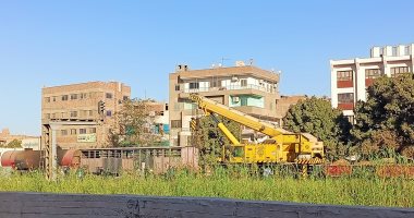تفاصيل خروج بوجى قطار بضائع عن القضبان فى بنى سويف