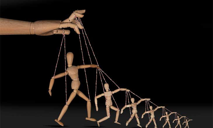 العرب والحداثة السياسية… لماذا لا نغادر مربع الاستبداد؟