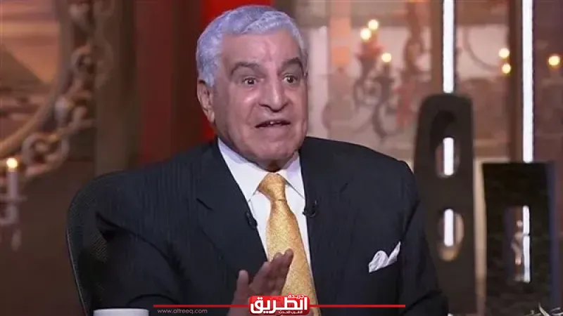 زاهي حواس يحسم الجدل بشأن بناء كائنات فضائية للحضارة المصرية القديمة