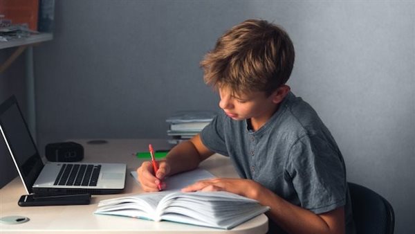 ضعف التركيز أثناء المذاكرة في رمضان، شكوى متكررة وحلول عملية