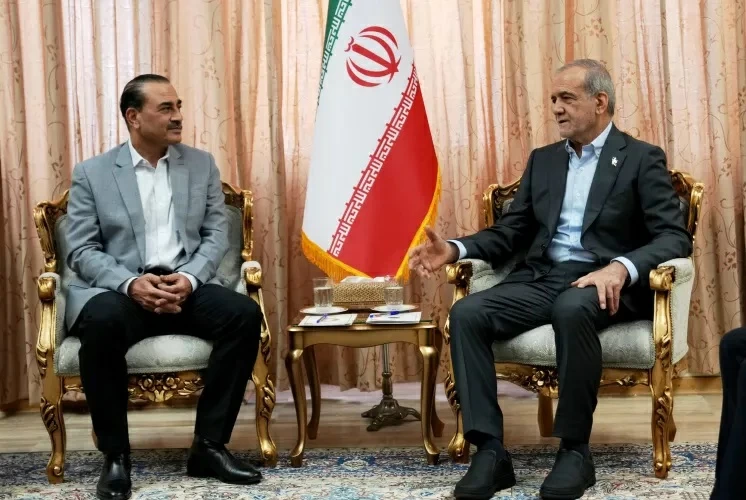 الجيش الباكستاني: مفاوضات أمريكا وإيران حققت تقدماً مشجعاً