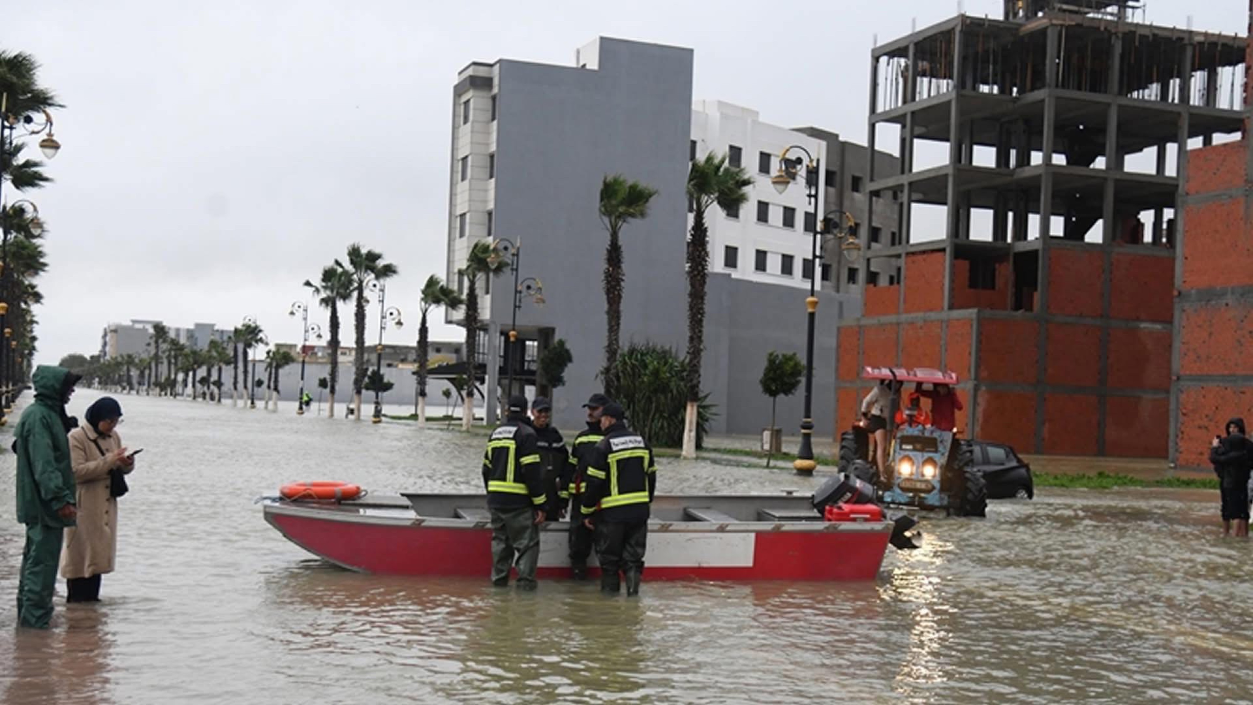 طالب بتعميمه على الأقاليم الأخرى.. حزب “الكتاب” يثمن برنامج دعم الأسر المتضررة من الاضطرابات المناخية