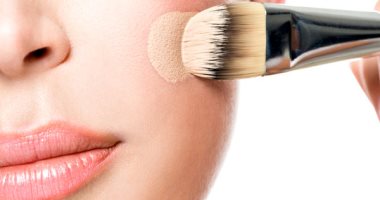 4 خطوات تساعدك على اختيار وتطبيق الفاونديشن بسهولة