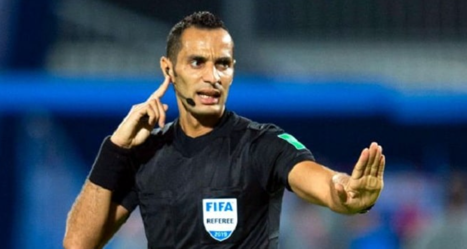اختيار ثلاثة حكام جزائريين للمشاركة في إدارة مباريات كأس العالم 2026