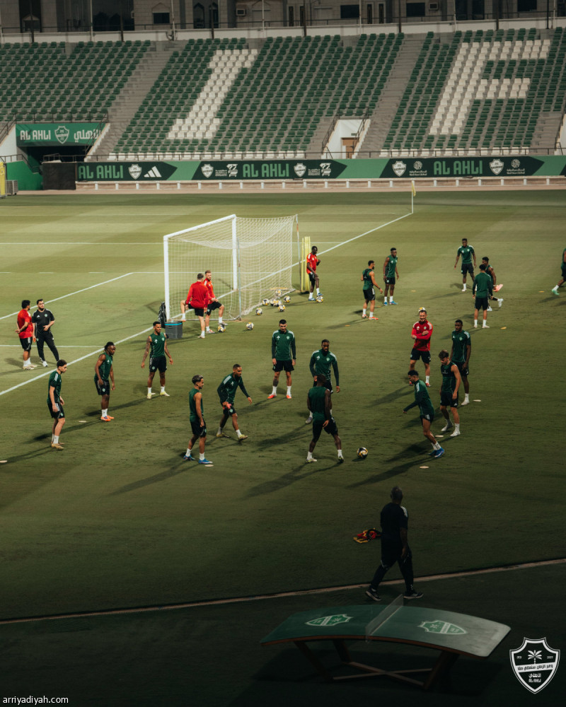 ريكسوس يجهز الأهلي قبل الهلال
