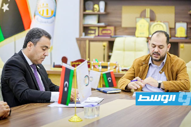 «العمل» تتابع تنفيذ مشروع السكن العمالي في صبراتة