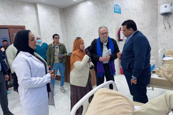 هيئة الرعاية الصحية باسوان تستقبل وفد الأمم المتحدة لتفقد الخدمات الطبية المقدمة للمواطنين واللاجئين