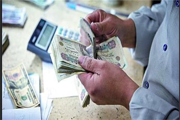 «المالية»: تخصيص 100 مليار لزيادة الأجور وتخفيض عجز الموازنة لـ4.9%