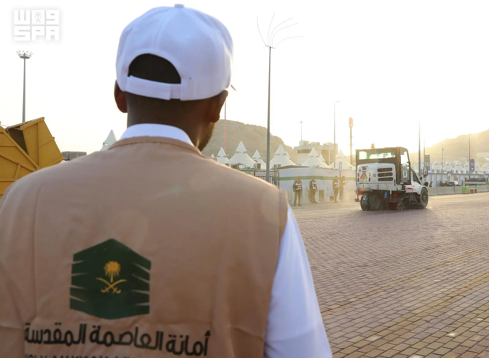 حج / إزالة أكثر من 5 آلاف طن من النفايات في مشعر عرفات ضمن جهود النظافة والرقابة بالمشاعر المقدسة