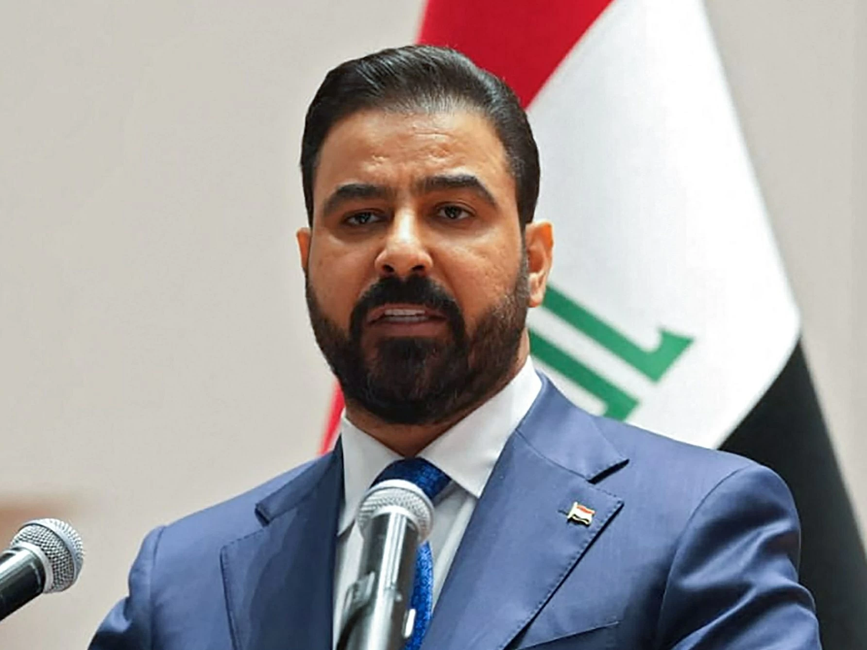 بغداد تلاحق الفاسدين.. اعترافات مسؤول نفطي تطيح بنواب ومسؤولين في العراق