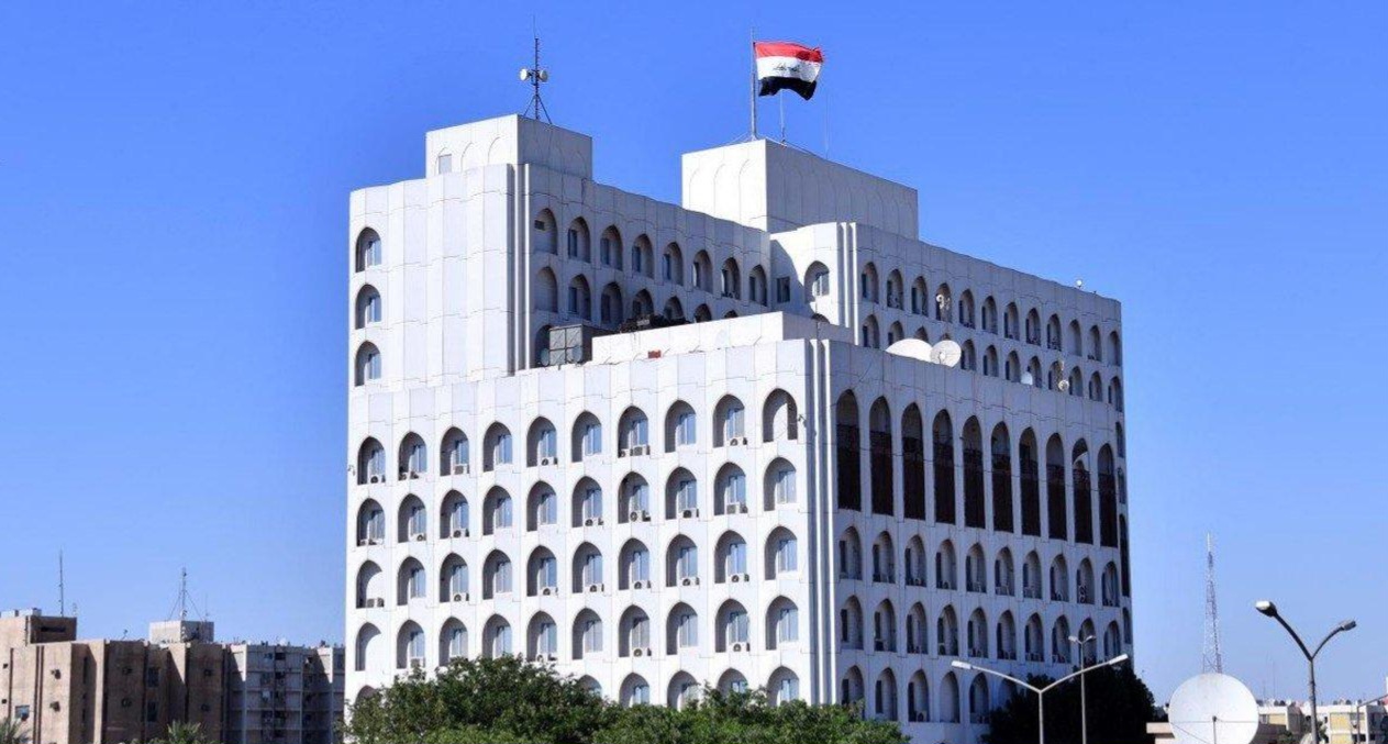 الخارجية توضح ملابسات مقابلة فؤاد حسين