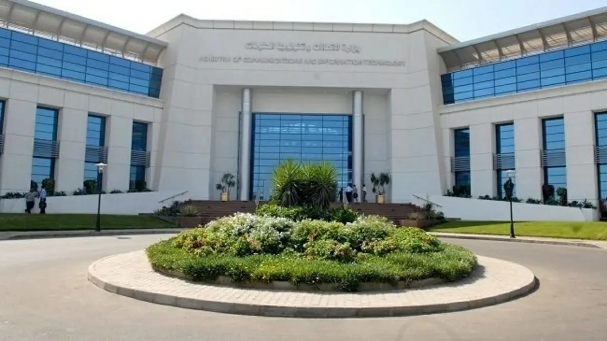 مصر ترفع أسعار خدمات المحمول والإنترنت 15%