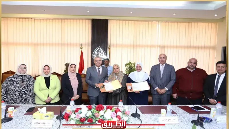 لمسة وفاء.. تكريم الأمهات المثاليات بجامعة الزقازيق