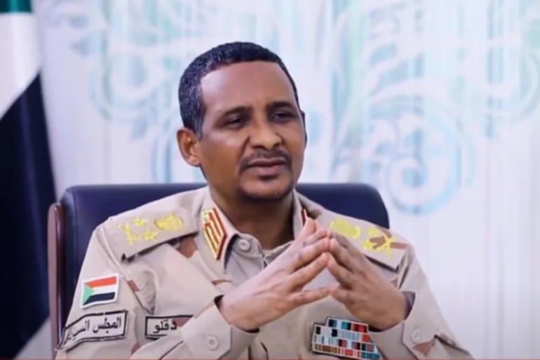 حميدتي يعلن الاستعداد لحرب 40 عاماً وتضاعف قواته إلى 450 ألفاً واتهامات للجيش بإطالة الحرب