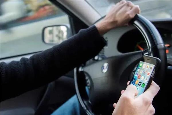 "بالموبايل".. تعرف على طريقة الاستعلام عن مخالفات المرور