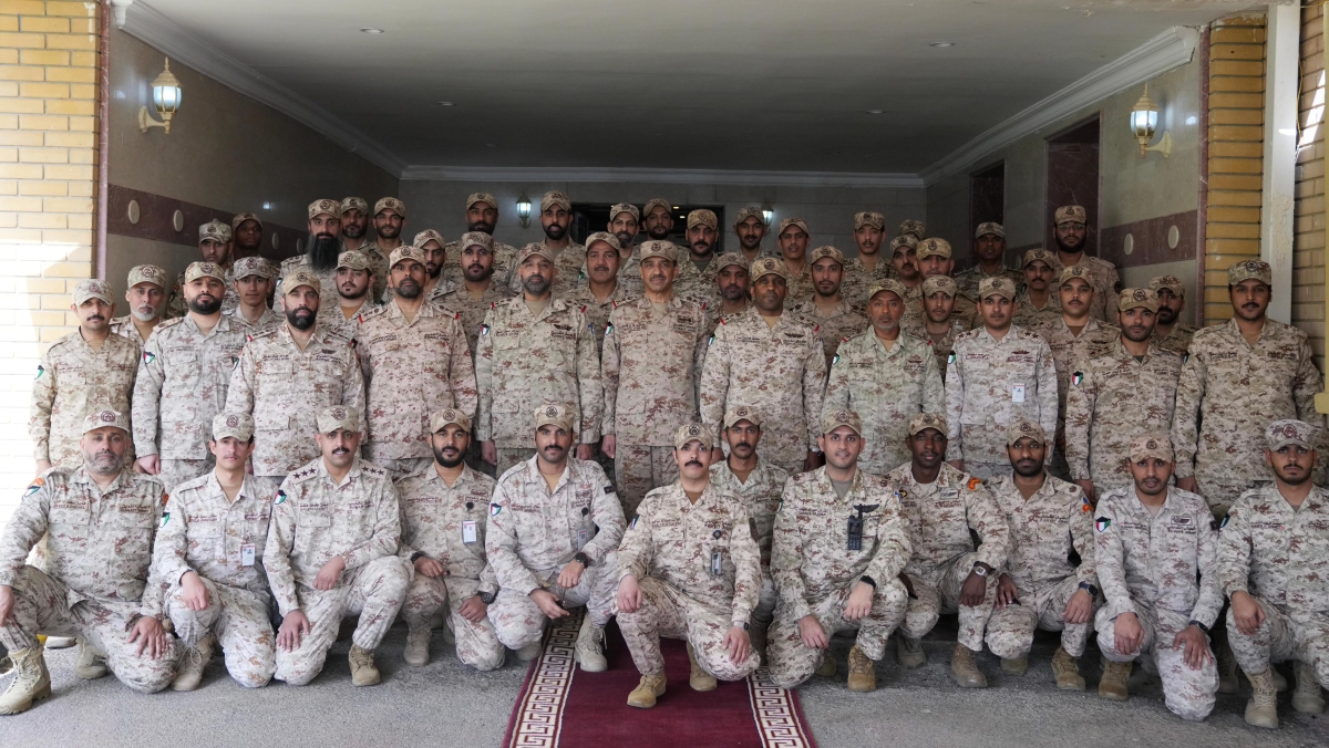 رئيس الأركان: ما يبديه منتسبو الجيش من تفان في أداء واجبهم يعبر عن روح المسؤولية والالتزام الراسخ في خدمة الوطن