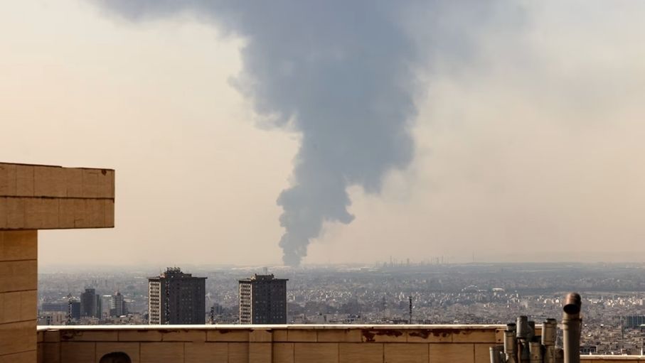 مسؤول عسكري إسرائيلي يرجّح جولات قتال سنوية مع إيران