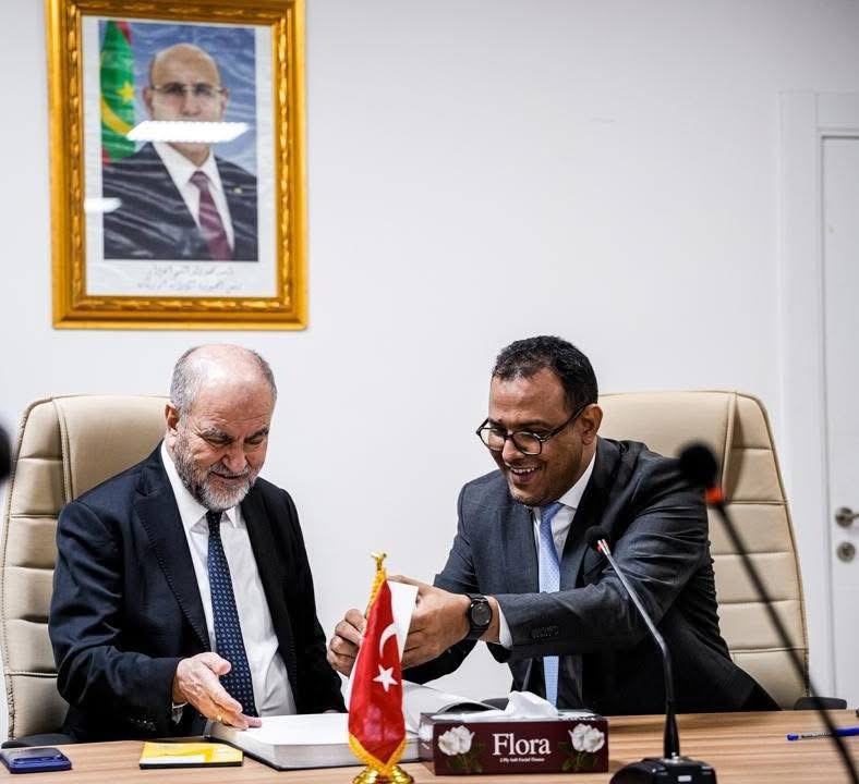 ولد السعيد يبحث مع السفير التركي تعزيز التعاون بين المدرسة الوطنية للإدارة ونظيراتها في تركيا