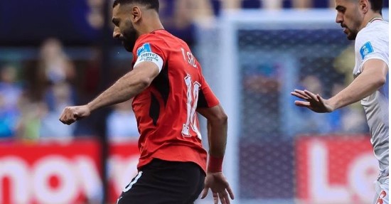 منتخب مصر يتعادل مع إيران ويصعد للدور الثاني في كأس العالم
