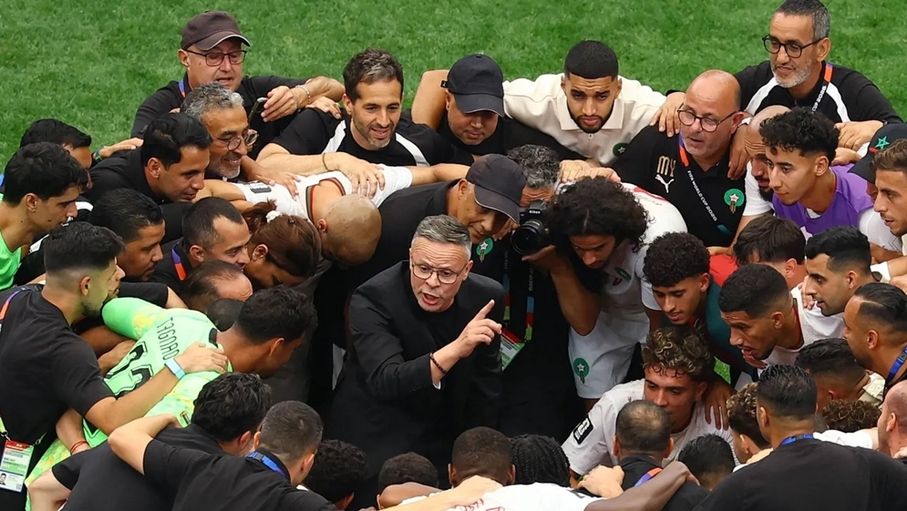 "موقع فيفا": فلسفة وهبي تعيد رسم ملامح منتخب المغرب