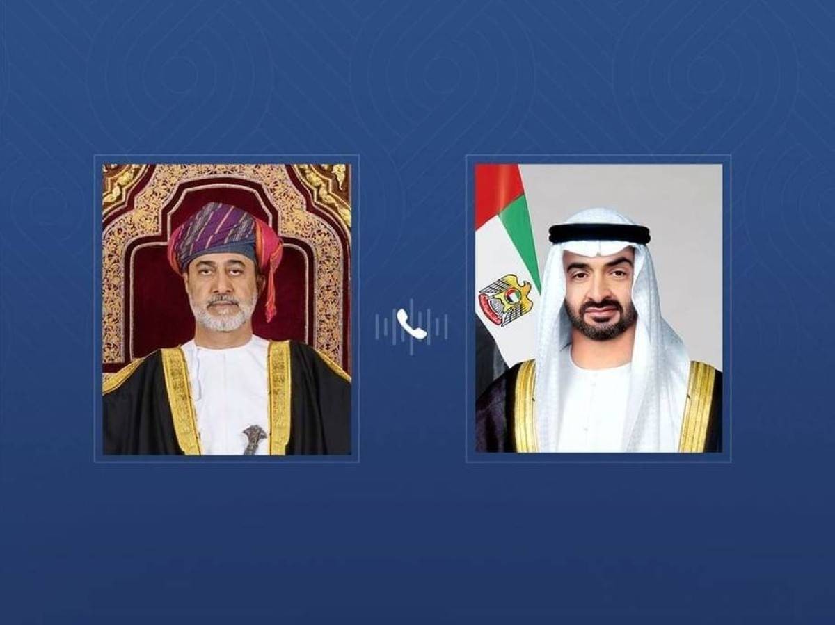 رئيس الدولة وسلطان عمان: اللجوء إلى الحوار والدبلوماسية في معالجة قضايا المنطقة يحفظ الأمن والسلم