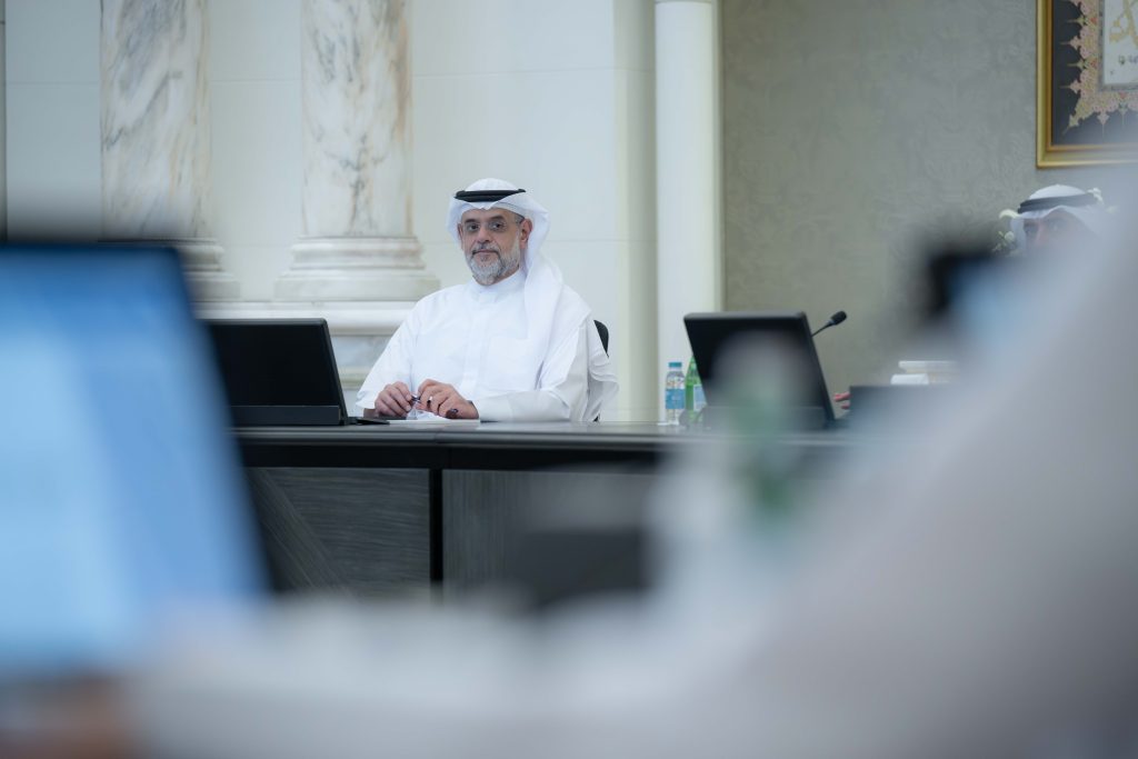"تنفيذي الشارقة" يصدر قراراً بشأن تشكيل اللجنة الدائمة لفاقدي الرعاية الاجتماعية